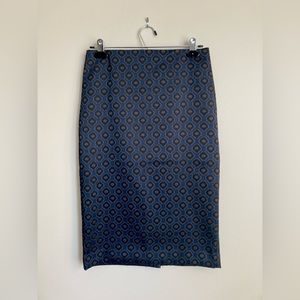 Ann Taylor Factory Pencil Skirt - Size 2 - Navy/Bronze Pattern